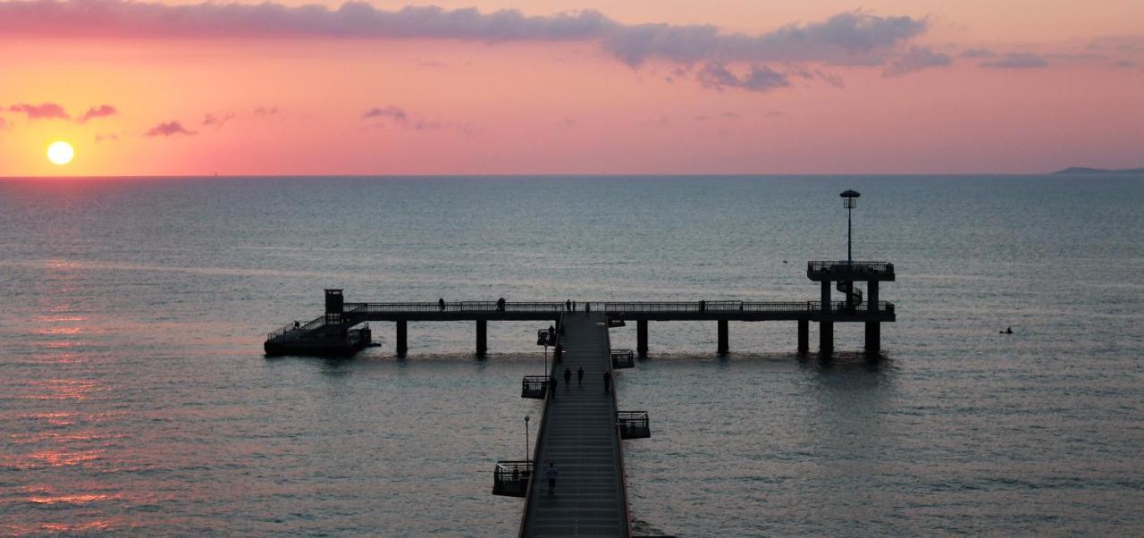Luxury Apartment On The First Line To The Sea Burgas Ngoại thất bức ảnh