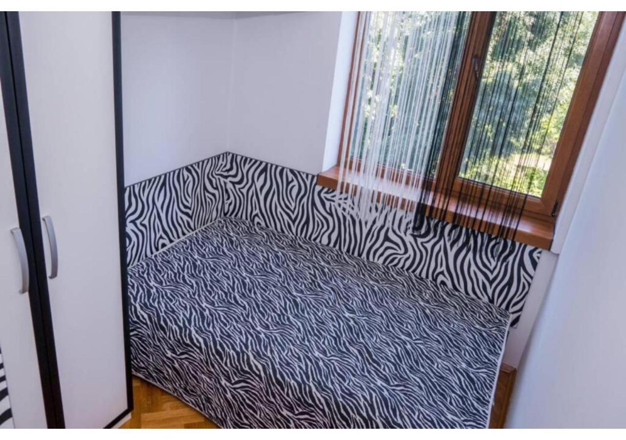 Luxury Apartment On The First Line To The Sea Burgas Ngoại thất bức ảnh