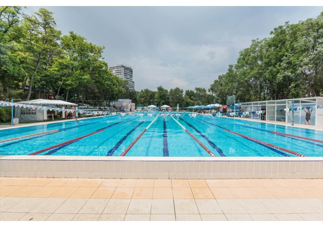 Luxury Apartment On The First Line To The Sea Burgas Ngoại thất bức ảnh